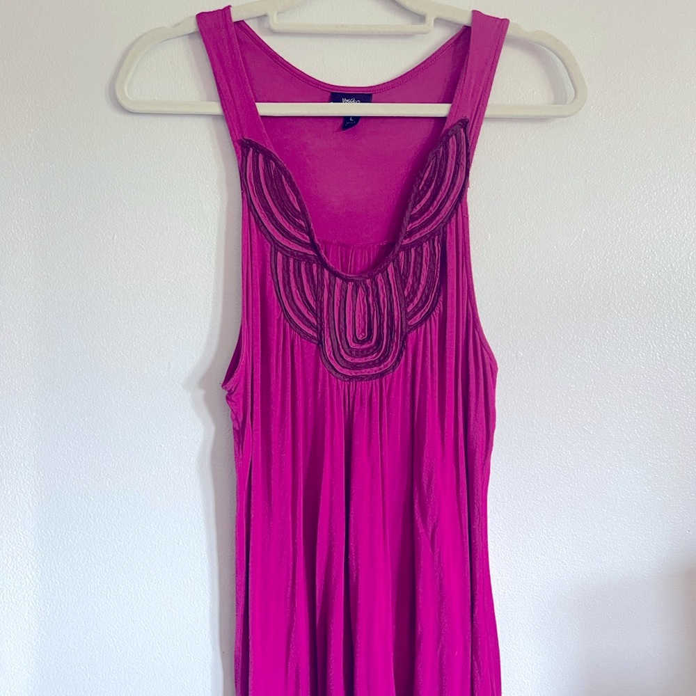 Fuschia flowy tank top